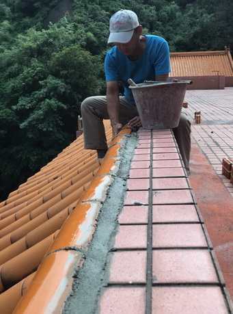 基隆屋頂修補, 基隆琉璃瓦修補